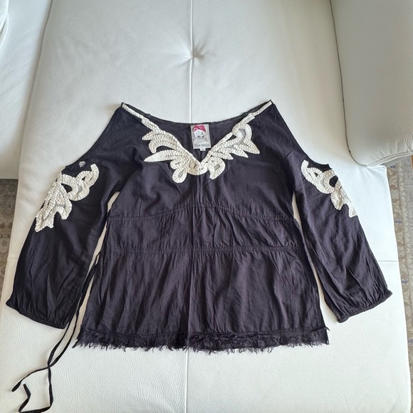 Yoana Baraschi Open Shoulder Blouse Lace Black Raw Hem size S - Picture 3 of 8